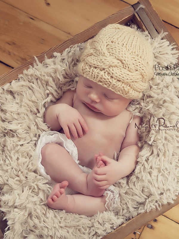 horizontal cable hat knitting pattern