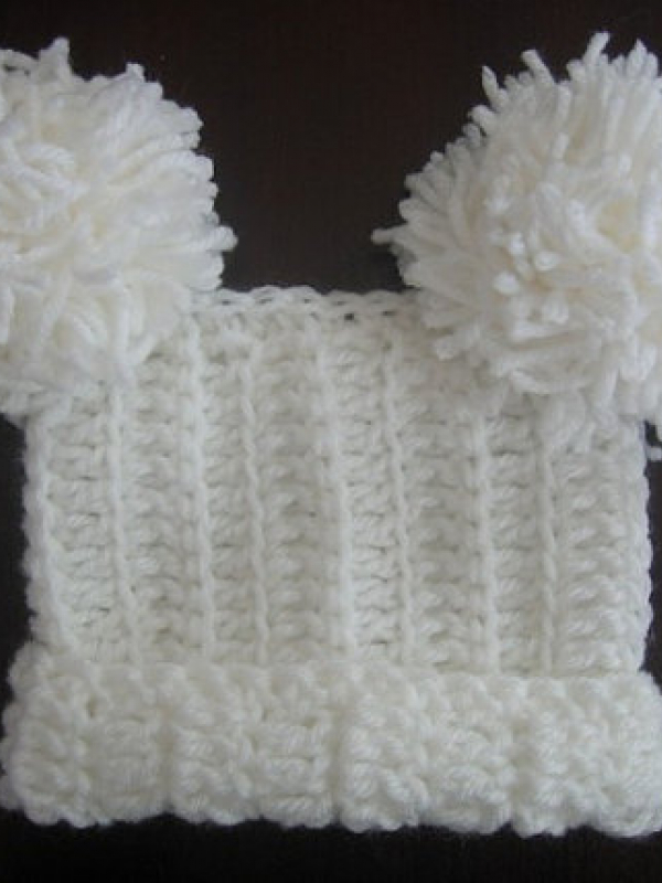 square tassel pom pom hat crochet pattern
