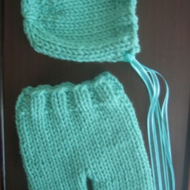 easy knitting pattern newborn pants and bonnet