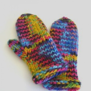 Easy Mittens Knitting Pattern | Teen Ladies